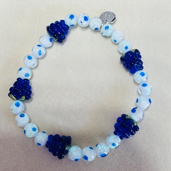 Grapes Glow Nogu Sterling Stretch Bracelett - Picture 2 of 8